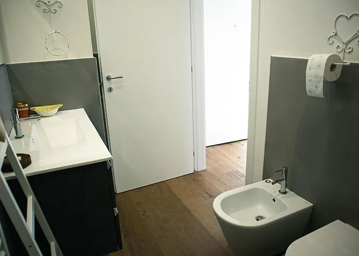 La Cicogna Maisonette La Mura San Carlo